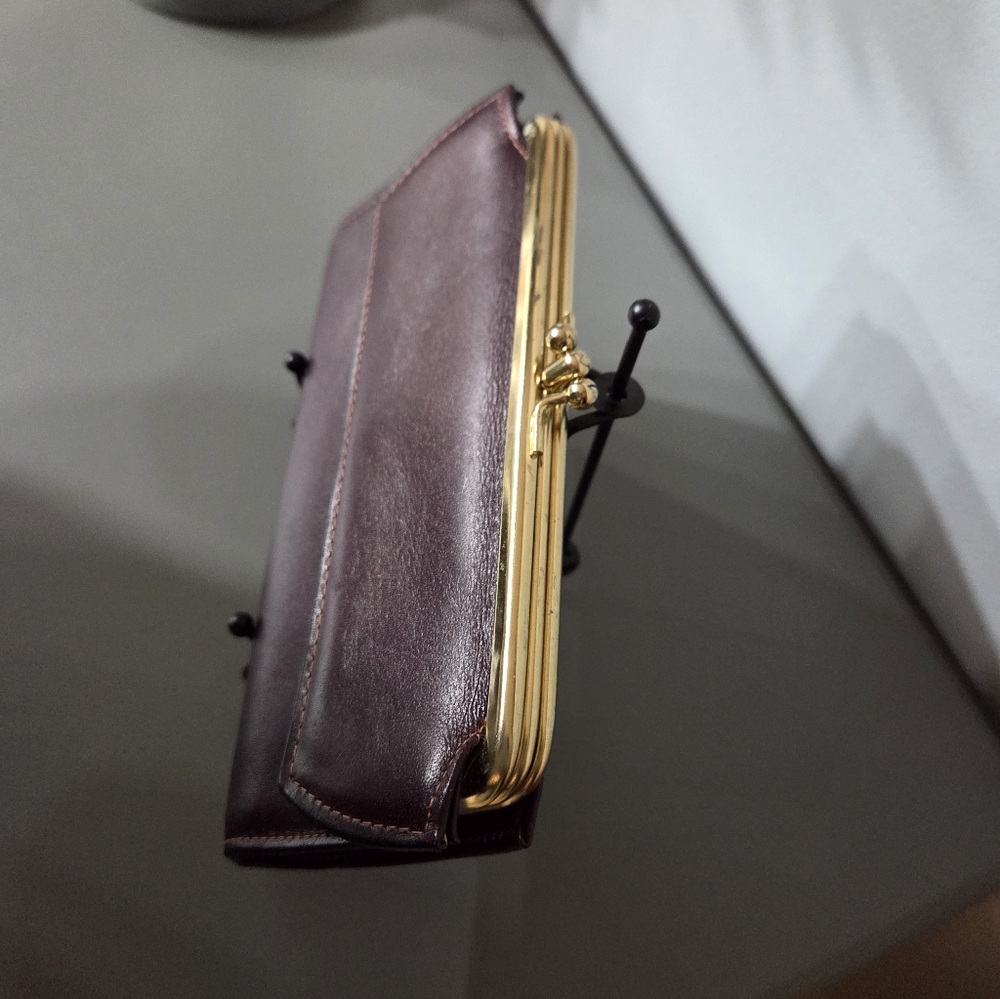 Rolfs Elegant  Cowhide Twist Lock Long Wallet - Picture 6 of 9